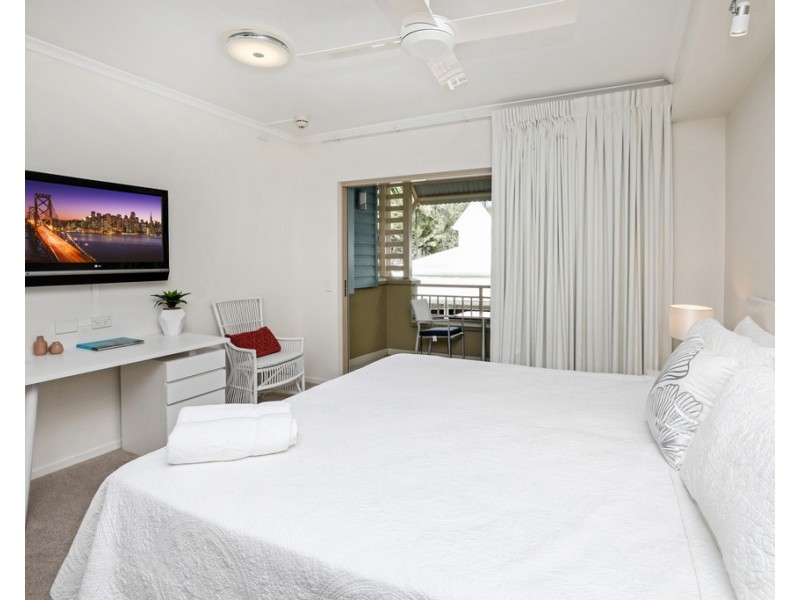 721/49-63 Williams Esplanade, Palm Cove QLD 4879