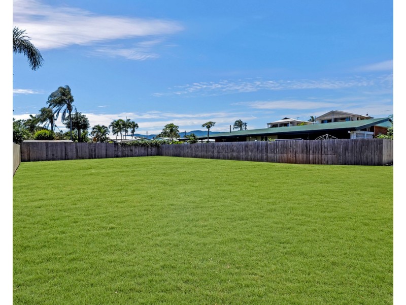 20 Hogan Street, Westcourt QLD 4870