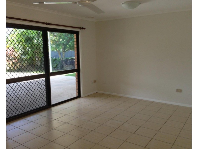 Trinity Beach QLD 4879