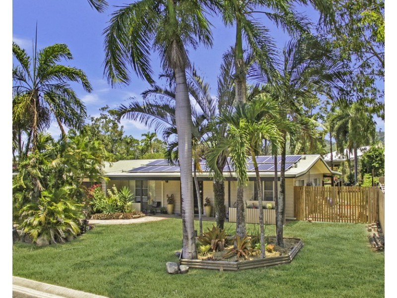 3 Yanchep Close, Kewarra Beach QLD 4879