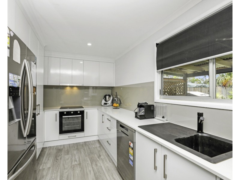 3 Yanchep Close, Kewarra Beach QLD 4879