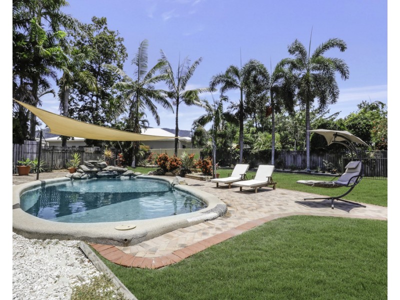 3 Yanchep Close, Kewarra Beach QLD 4879