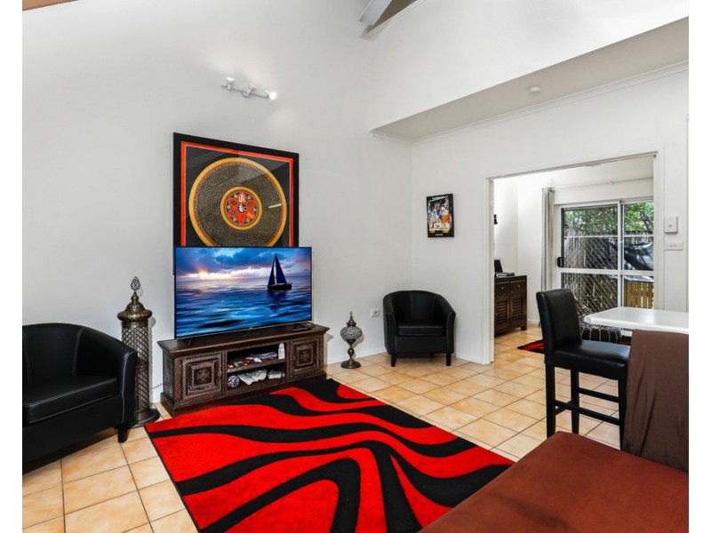 81-83 Jensen Street, Whitfield QLD 4870