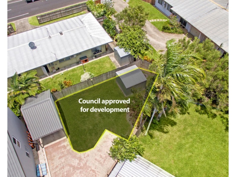 81-83 Jensen Street, Whitfield QLD 4870