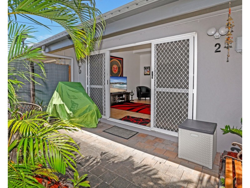 81-83 Jensen Street, Whitfield QLD 4870