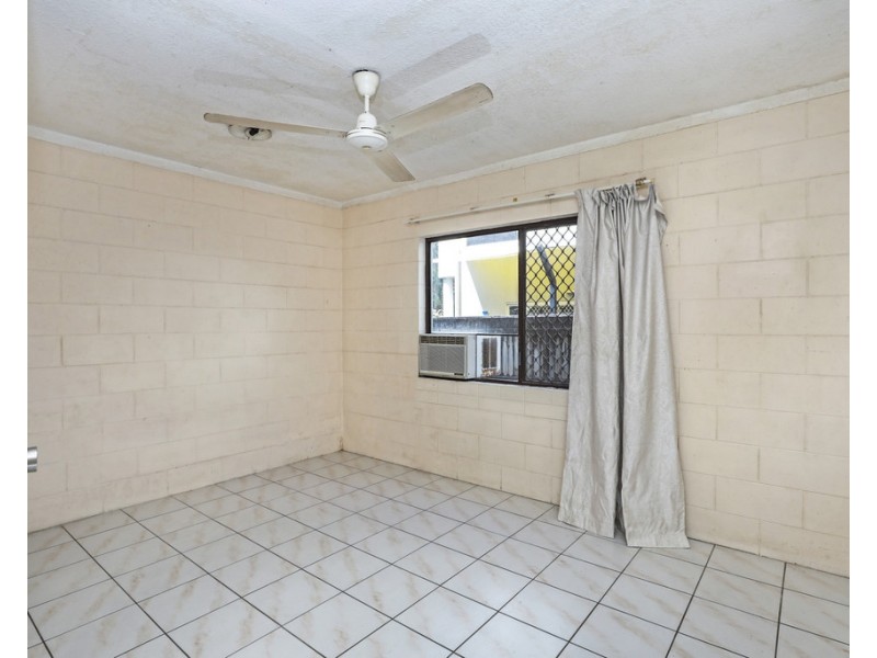 6/235 McLeod Street, Cairns North QLD 4870