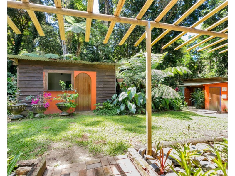 3 Weir Road, Kuranda QLD 4881