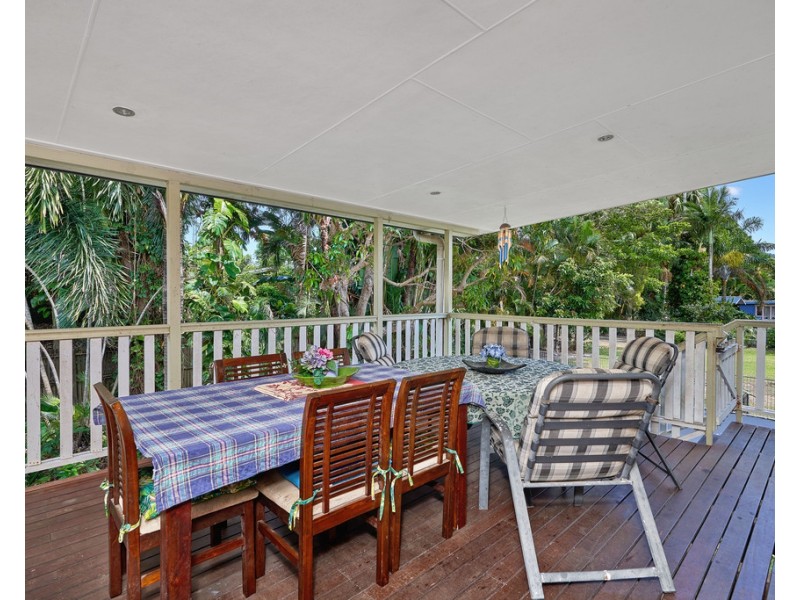 13 Olive Street, Manoora QLD 4870