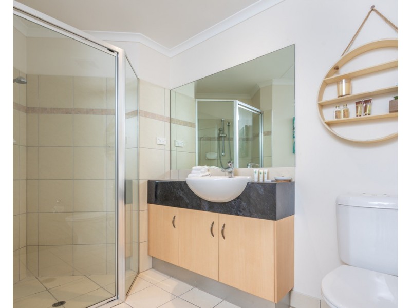 1/11 Rutherford Street, Yorkeys Knob QLD 4878