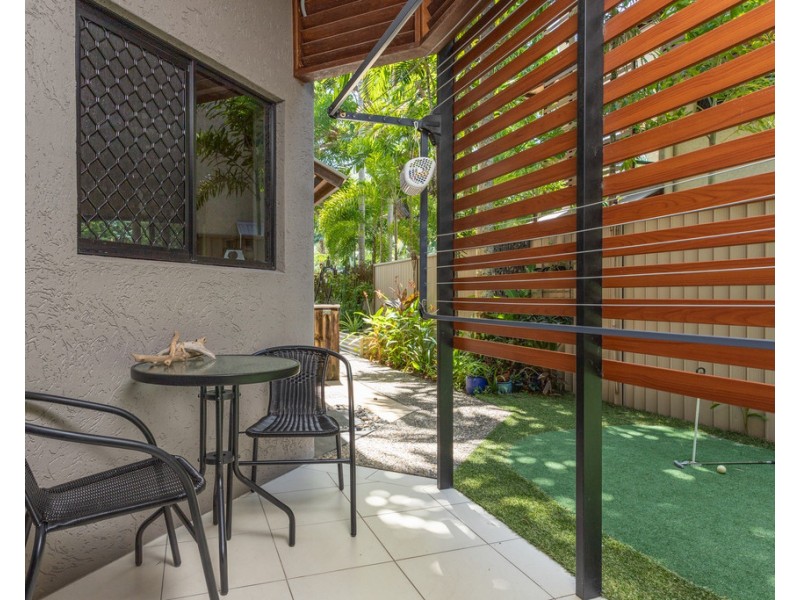 1/11 Rutherford Street, Yorkeys Knob QLD 4878