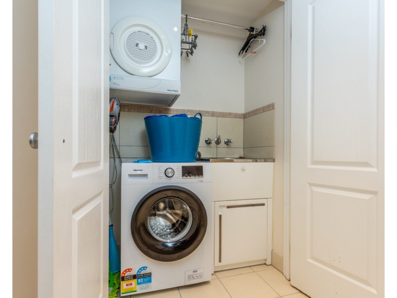 1/11 Rutherford Street, Yorkeys Knob QLD 4878