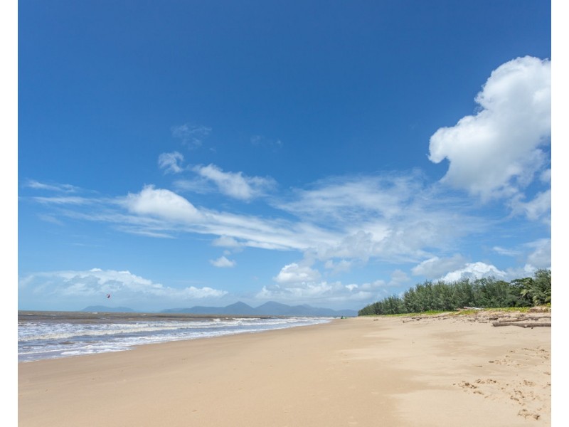 1/11 Rutherford Street, Yorkeys Knob QLD 4878