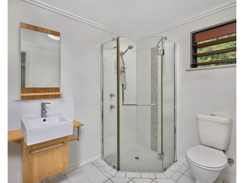 2308/22-26 Clifton Road, Clifton Beach QLD 4879