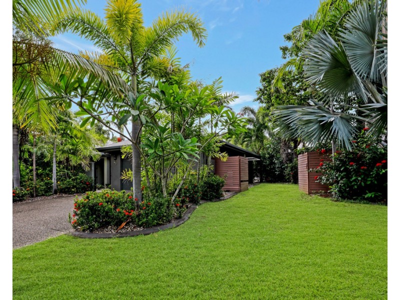 39 Monterey Street, Kewarra Beach QLD 4879
