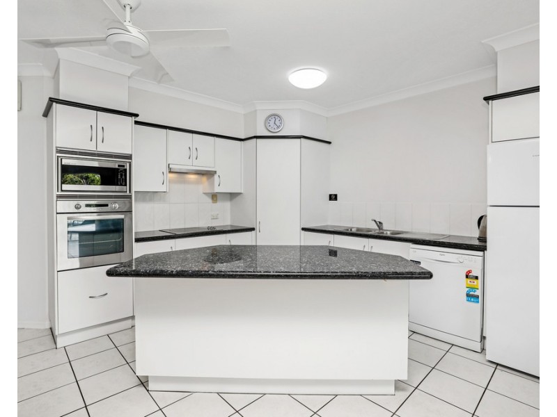 206/89-91 Vasey Esplanade, Trinity Beach QLD 4879