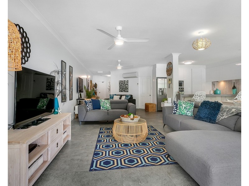 2/59-61 Vasey Esplanade, Trinity Beach QLD 4879