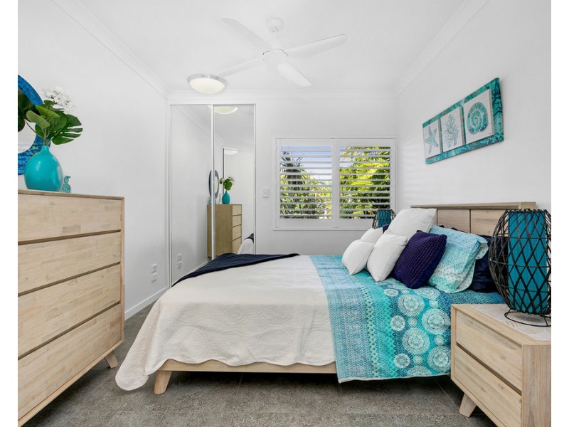 2/59-61 Vasey Esplanade, Trinity Beach QLD 4879