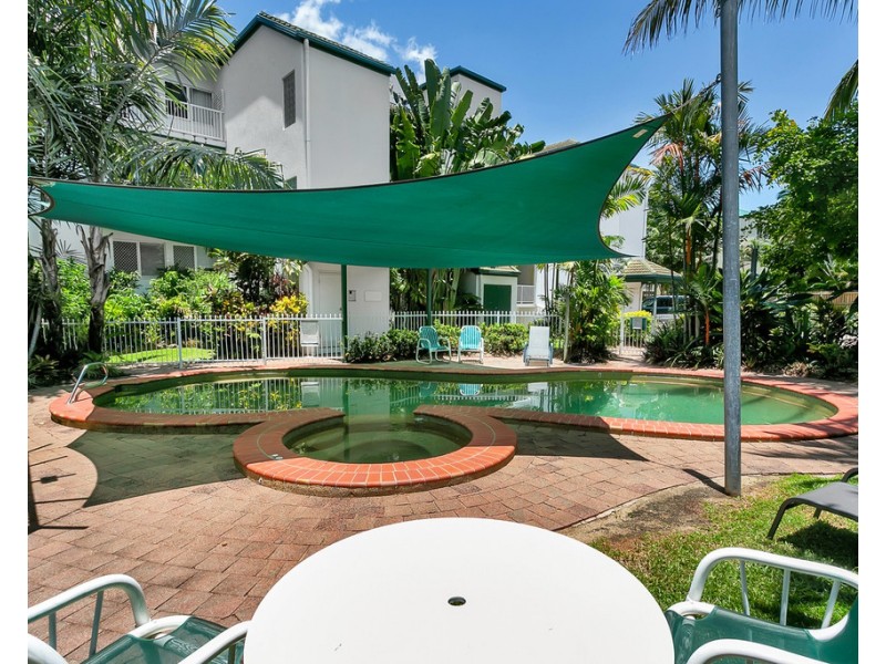2/59-61 Vasey Esplanade, Trinity Beach QLD 4879