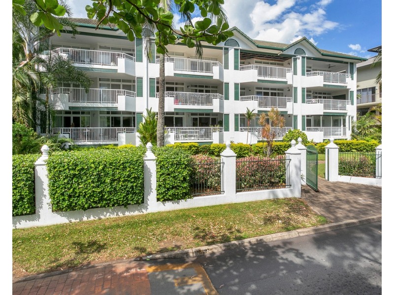 2/59-61 Vasey Esplanade, Trinity Beach QLD 4879