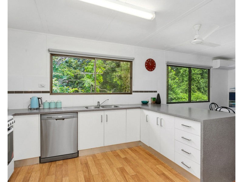 6 Coolsprings Close, Kuranda QLD 4881