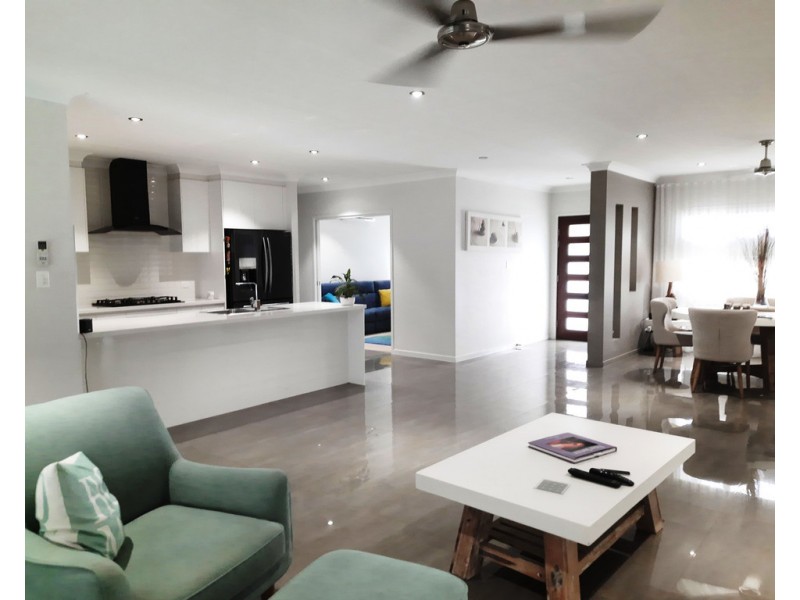 61 Coastline Parade,, Trinity Beach QLD 4879