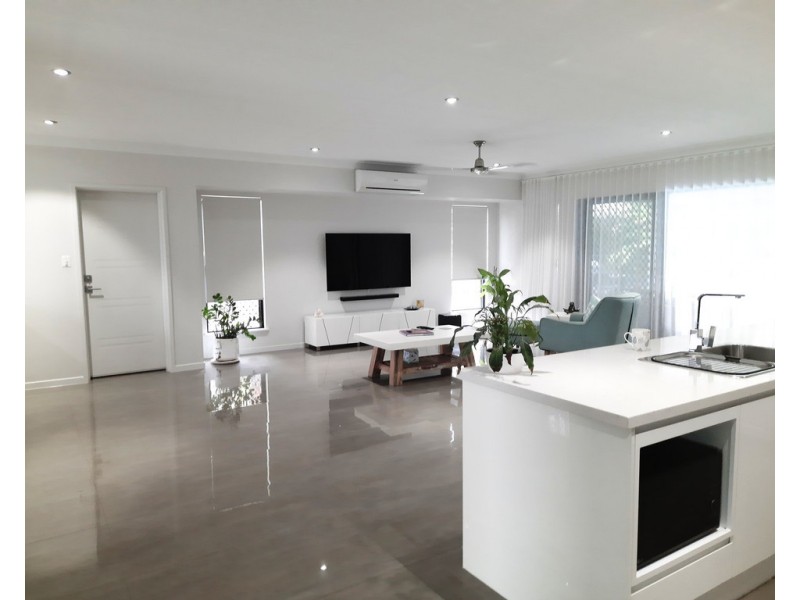 61 Coastline Parade,, Trinity Beach QLD 4879