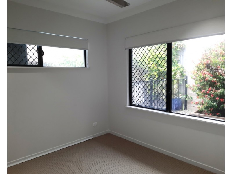 61 Coastline Parade,, Trinity Beach QLD 4879