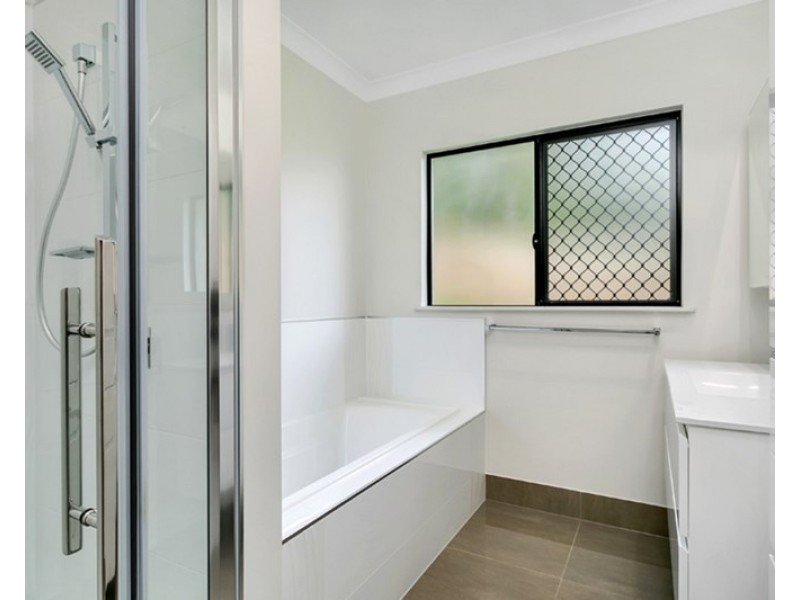61 Coastline Parade,, Trinity Beach QLD 4879