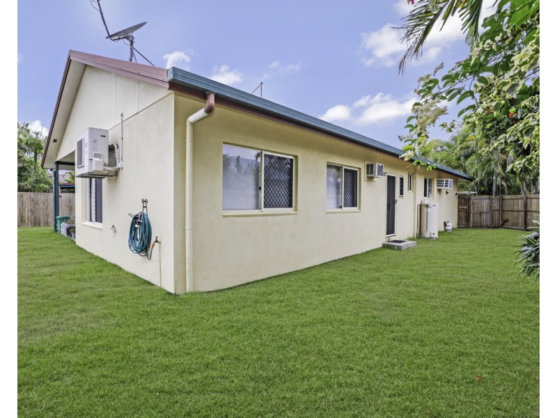 32 Ellis Close, Kewarra Beach QLD 4879