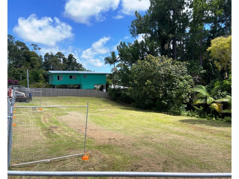 9-11 Thongon Street, Kuranda QLD 4881