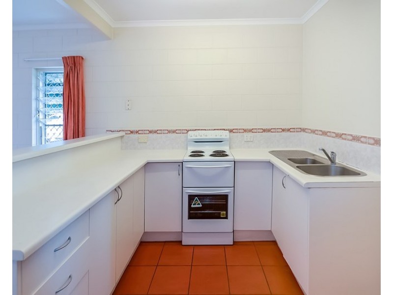 10/3-5 Tenni Street, Redlynch QLD 4870
