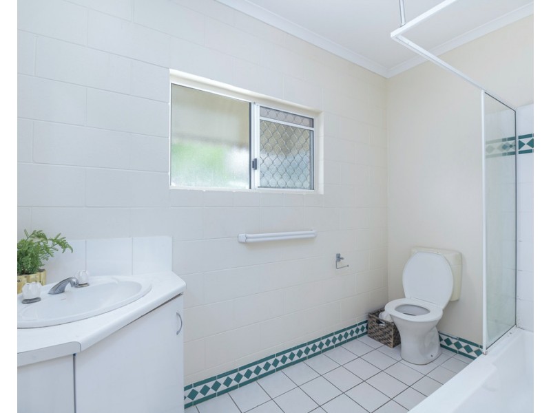 10/3-5 Tenni Street, Redlynch QLD 4870