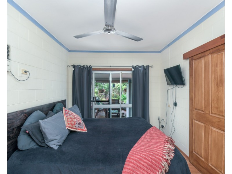 9 Kitava Street, Trinity Beach QLD 4879