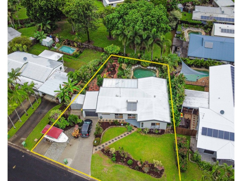 9 Kitava Street, Trinity Beach QLD 4879