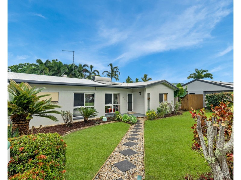 9 Kitava Street, Trinity Beach QLD 4879