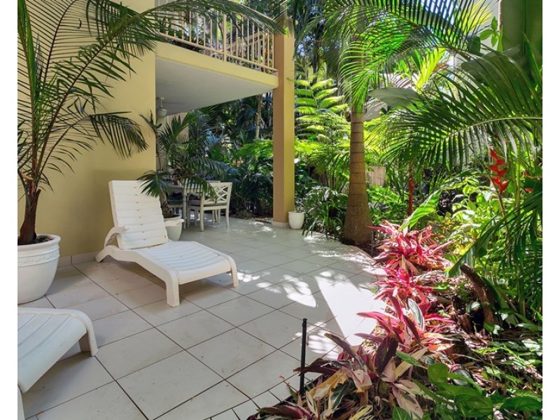 812/49-63 Williams Esplanade, Palm Cove QLD 4879