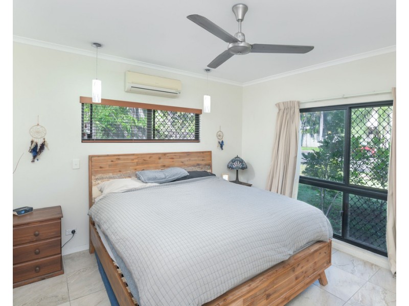 52 Cunningham Street, Yorkeys Knob QLD 4878