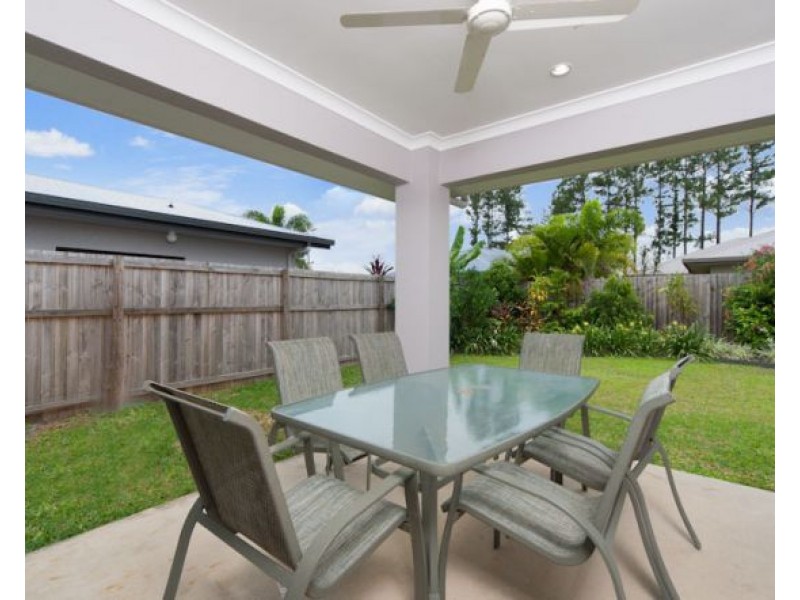 11 Murrinda Gardens, Trinity Park QLD 4879