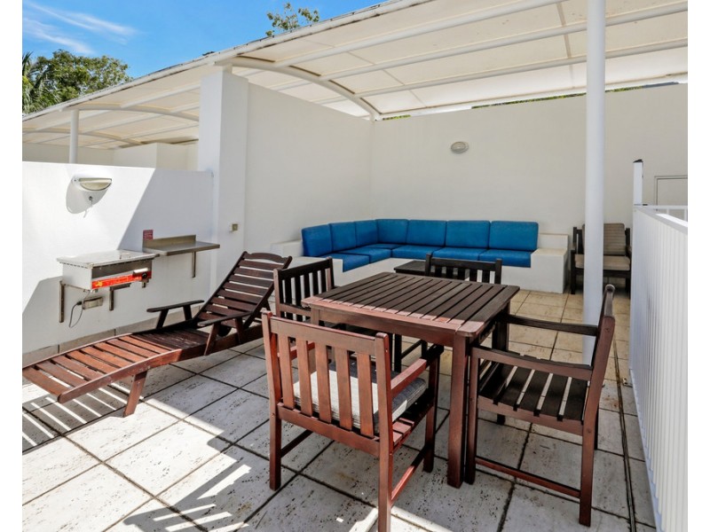 4133-4134/123 Williams Esplanade, Palm Cove QLD 4879