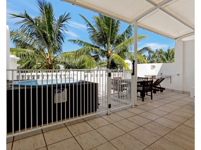 4133-4134/123 Williams Esplanade, Palm Cove QLD 4879