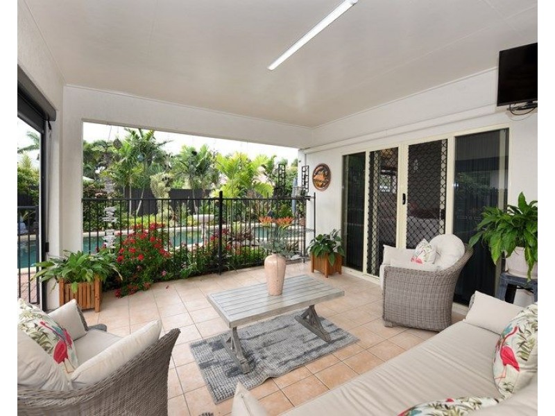 6 Bullrush Terrace, Kewarra Beach QLD 4879