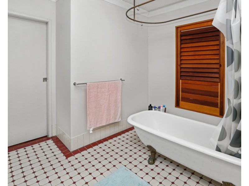 11 Jagera Close, Kamerunga QLD 4870