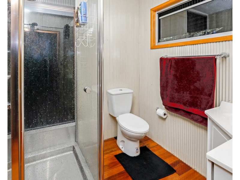 11 Jagera Close, Kamerunga QLD 4870