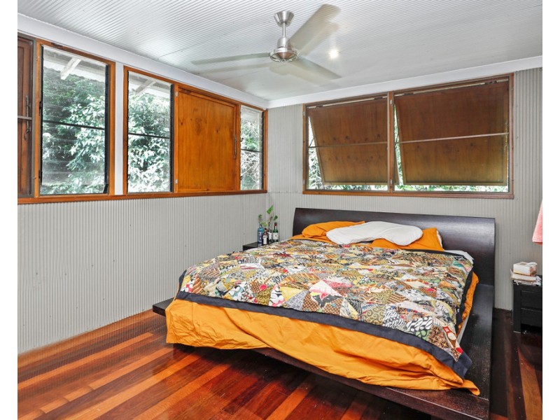 11 Jagera Close, Kamerunga QLD 4870