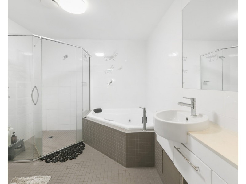 2/32 Moore Street, Trinity Beach QLD 4879