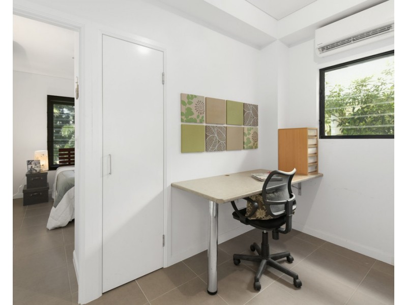 2/32 Moore Street, Trinity Beach QLD 4879