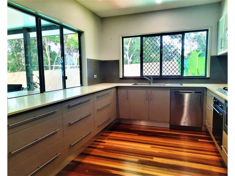 4 Port Close, Trinity Beach QLD 4879