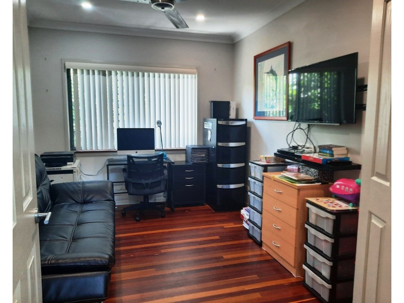 4 Port Close, Trinity Beach QLD 4879
