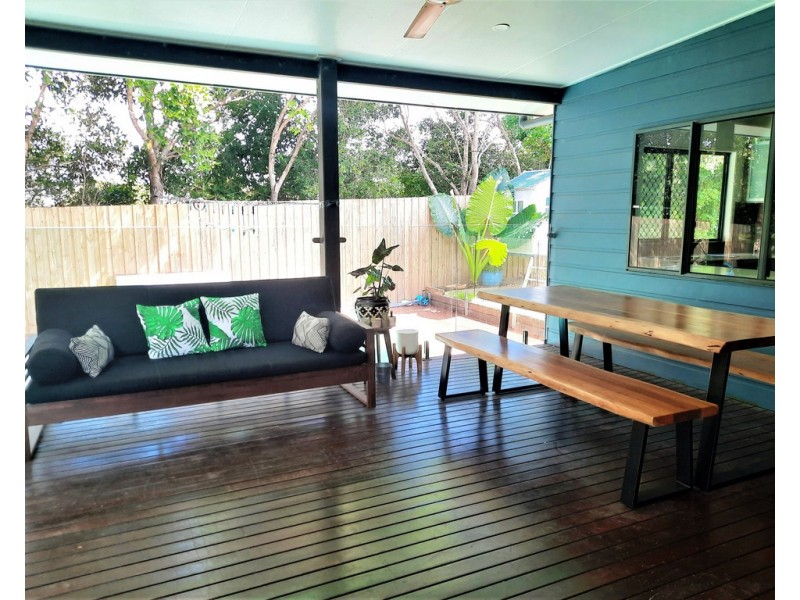 4 Port Close, Trinity Beach QLD 4879
