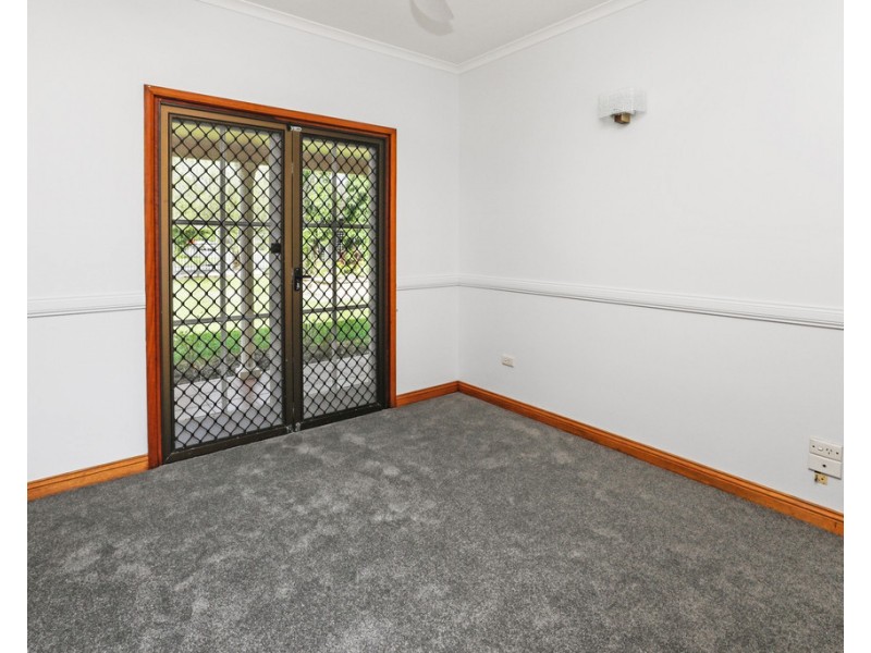 70 Kewarra Street, Kewarra Beach QLD 4879